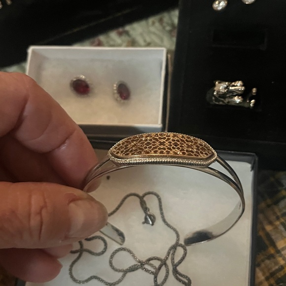 Costume jewelry - Picture 7 of 7